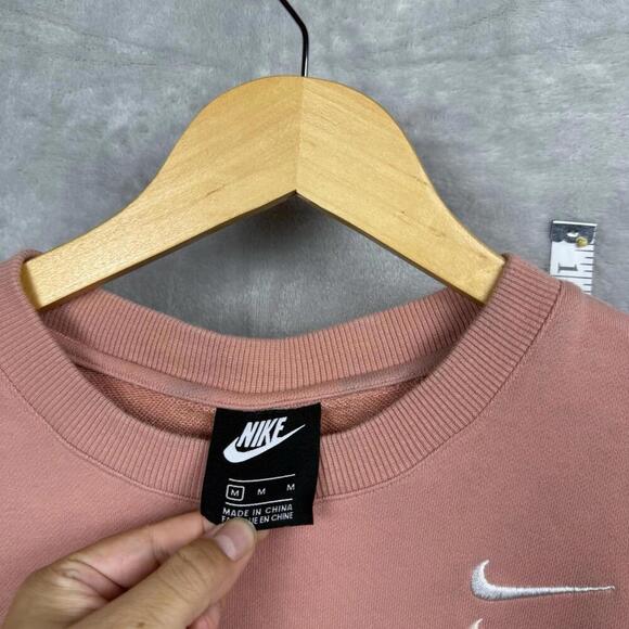 Nike Pink Crewneck Sweatshirt Multi Swoosh Embroidery Women Sz Medium Y2K Casual - Picture 5 of 8
